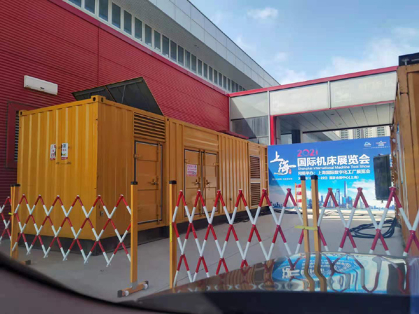 蔚县发电车出租-发电机无电压或电压太低怎么办？