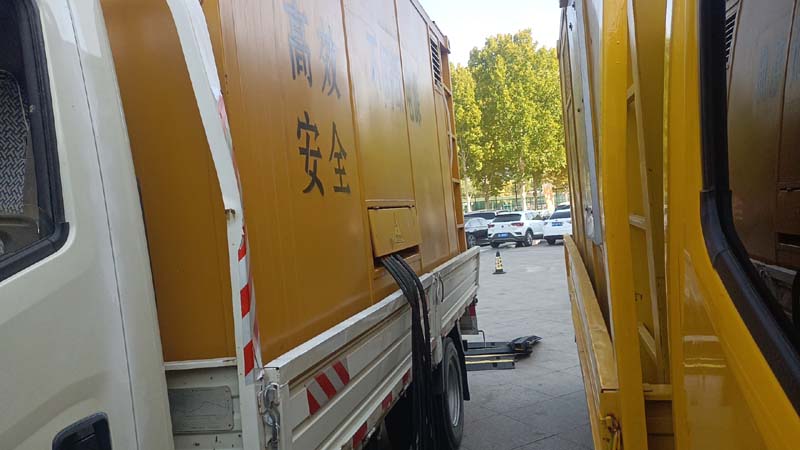蔚县如何判断柴油发电机组和UPS电源的切换时间是否符合要求？